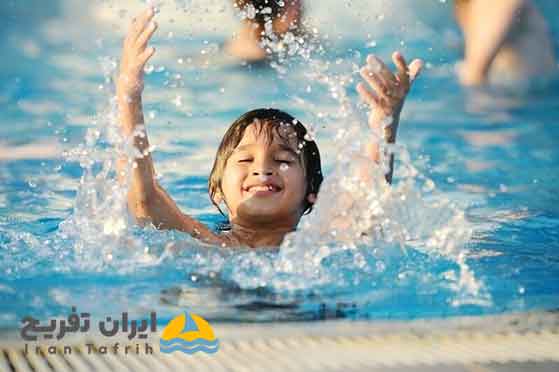 آموزش شنا در تبریز بانوان با مربی حرفه‌ای